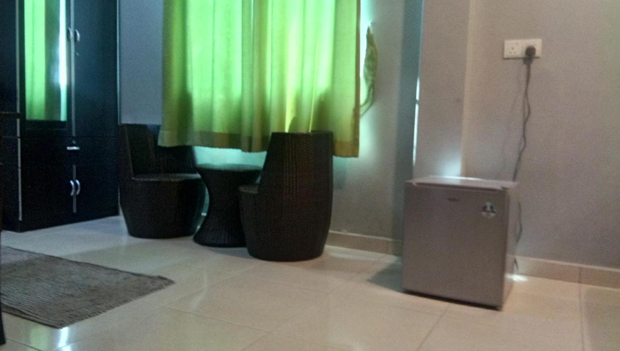 D Lima Beach Inn Pantai Cenang  Exterior foto